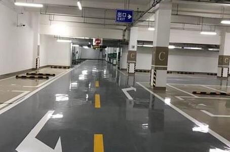 高質(zhì)量的車位劃線漆需要符合的基本特征有哪些？