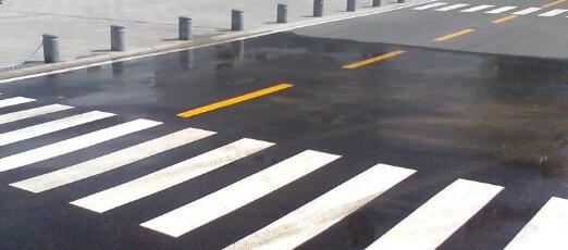 蘇州專業(yè)道路劃線施工，飛揚市政為您護(hù)航